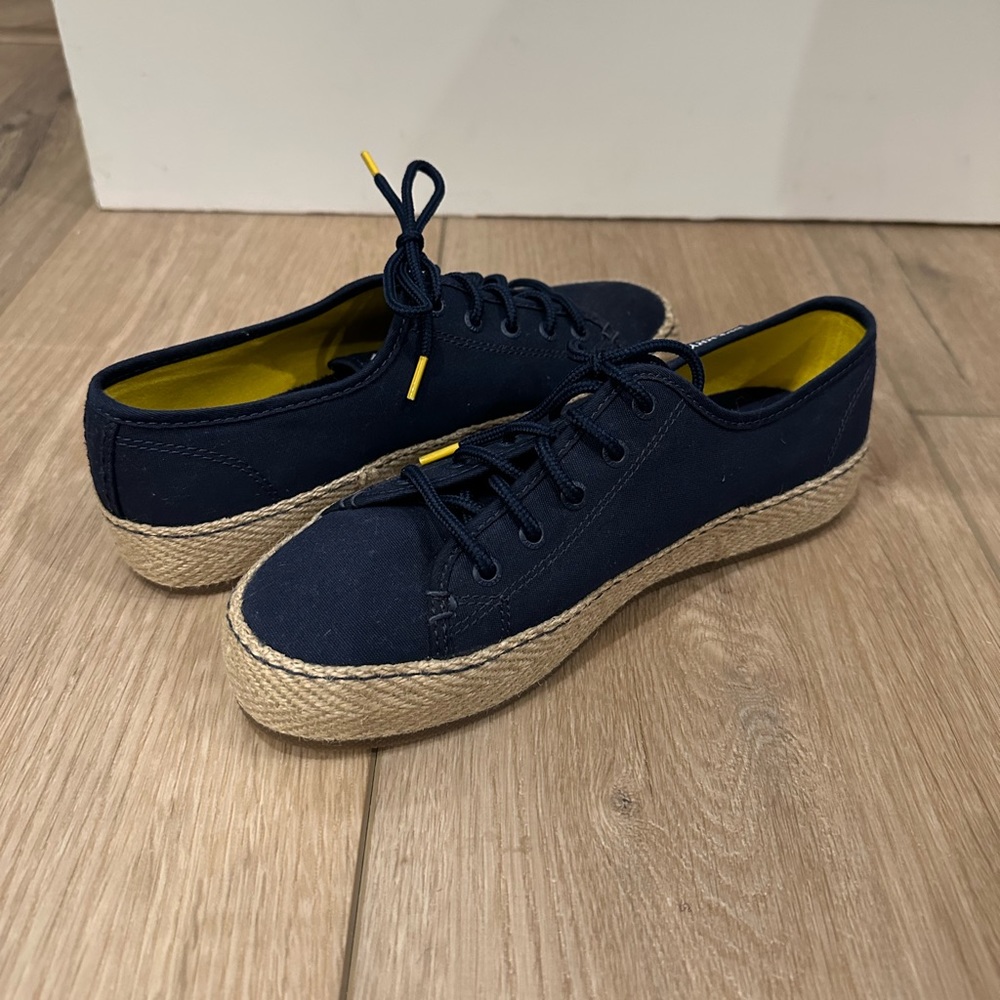 Sperry Shoes - Picture 4 of 6